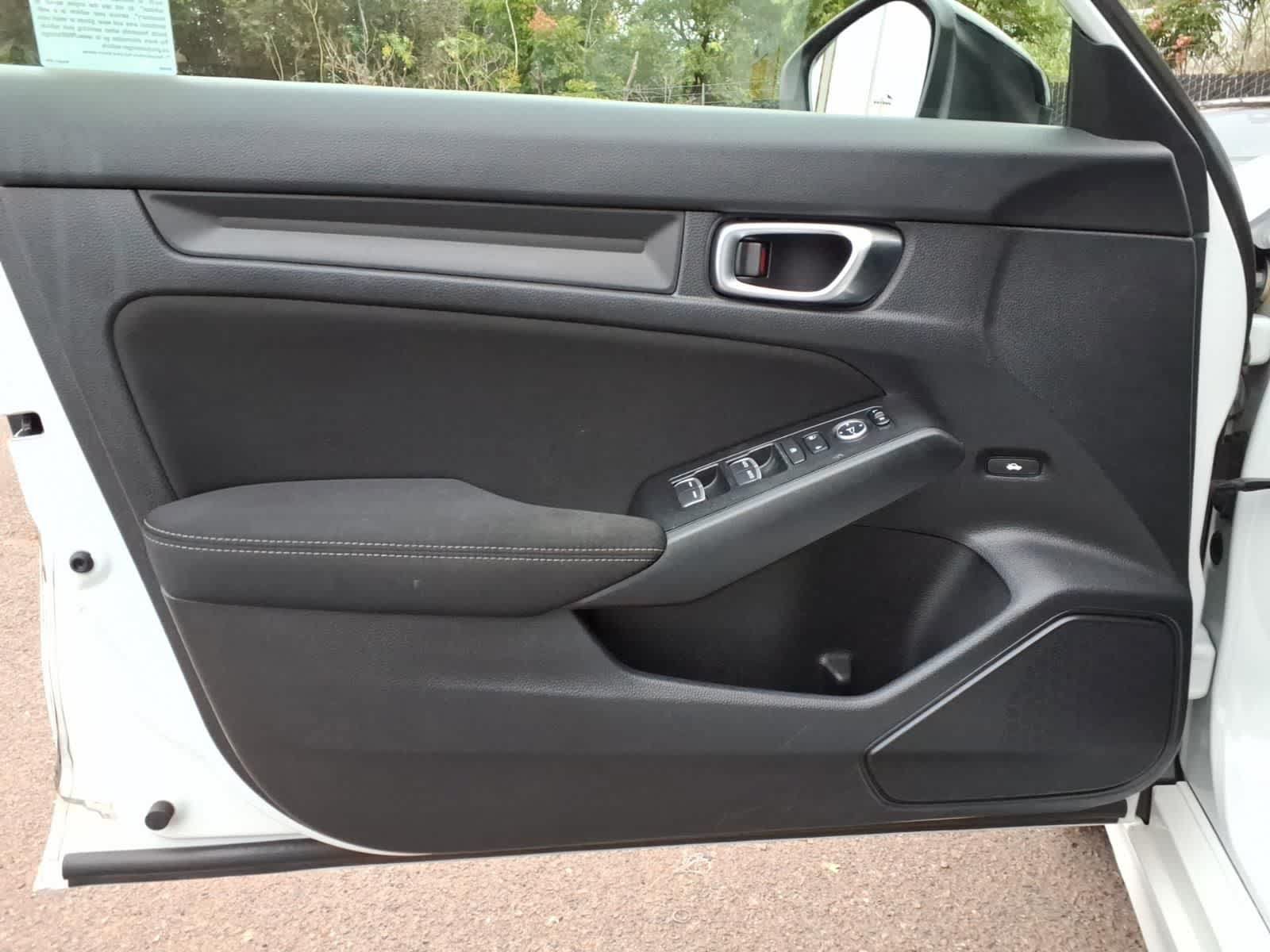Used 2022 Honda Civic Sport image 11