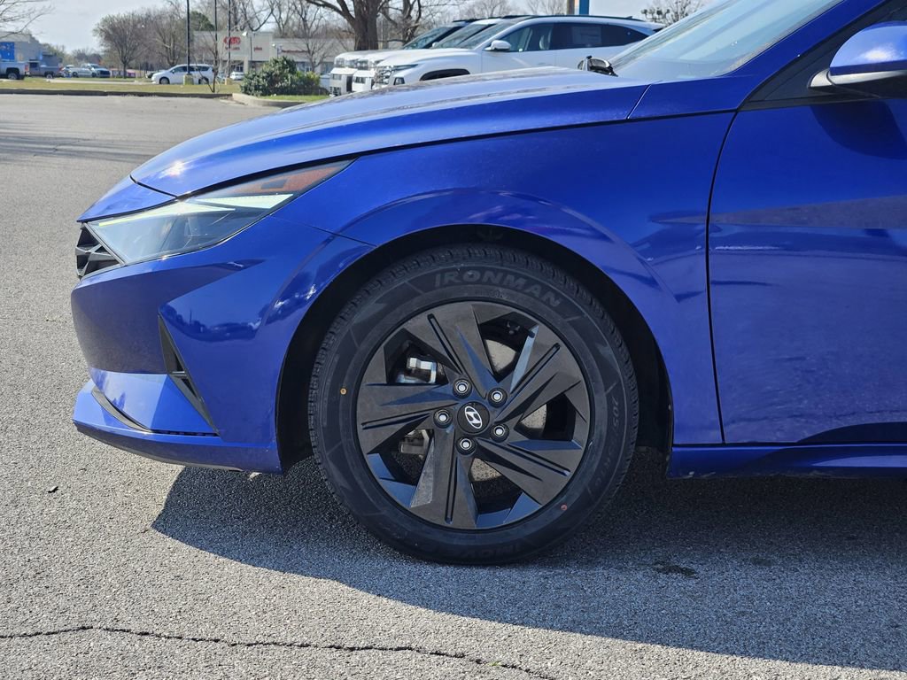 Certified 2023 Hyundai Elantra SEL w/ Cargo Package image 6