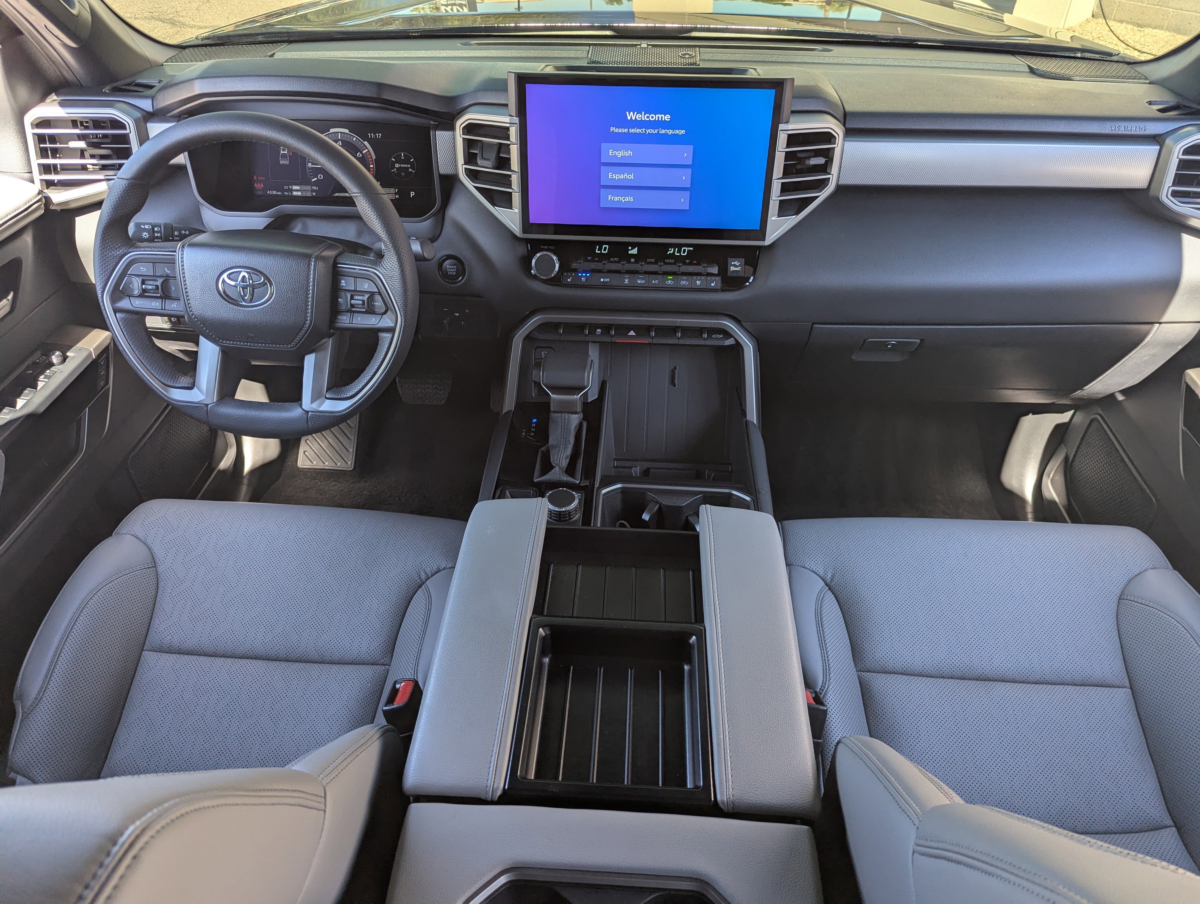 Used 2025 Toyota Tundra Limited image 13