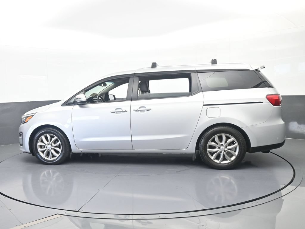 Used 2021 Kia Sedona EX FWD image 3
