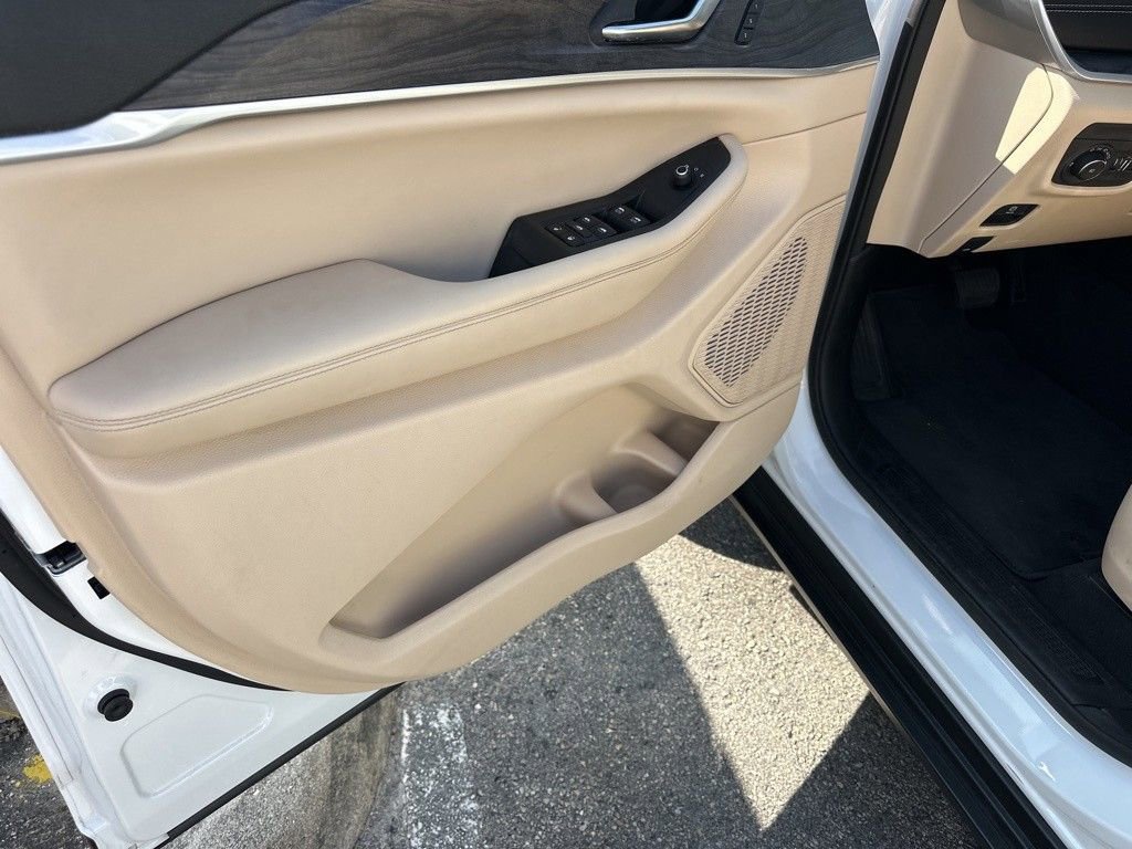 Used 2023 Jeep Grand Cherokee Limited image 4