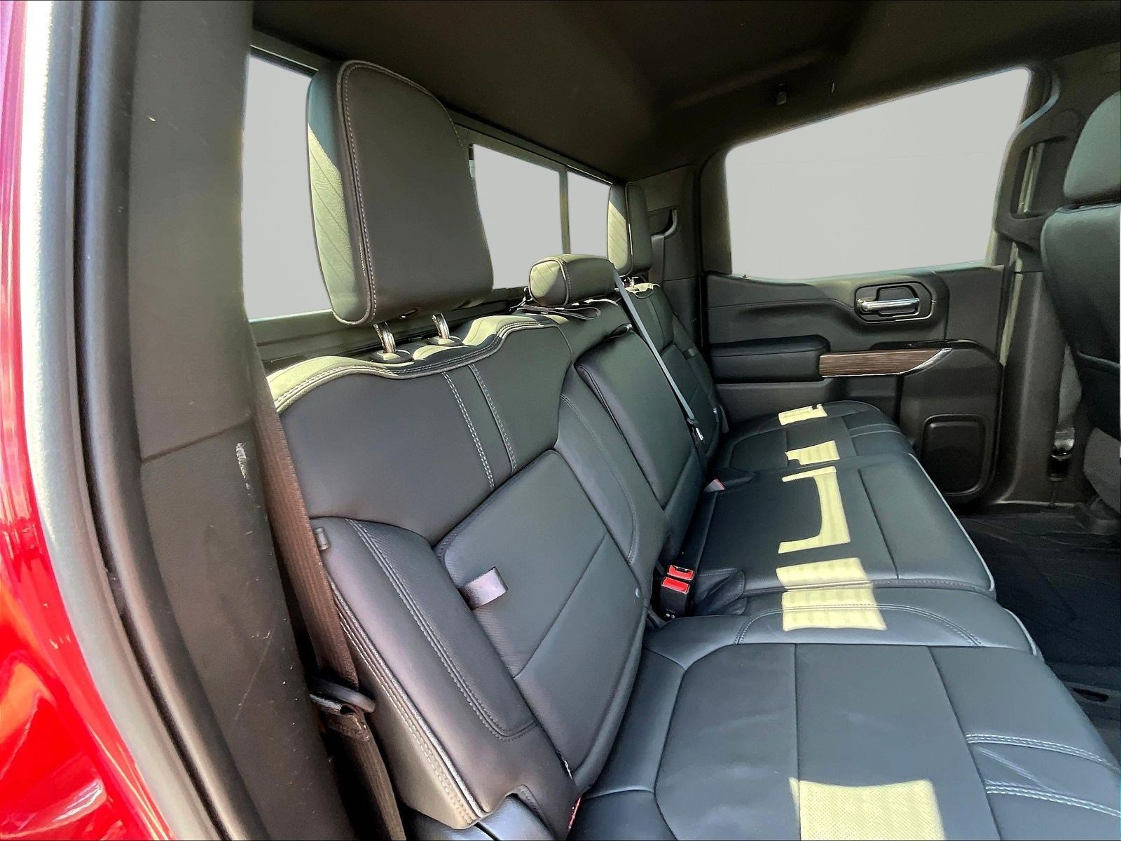 Used 2020 Chevrolet Silverado 1500 High Country w/ Technology Package AWD/4WD image 26