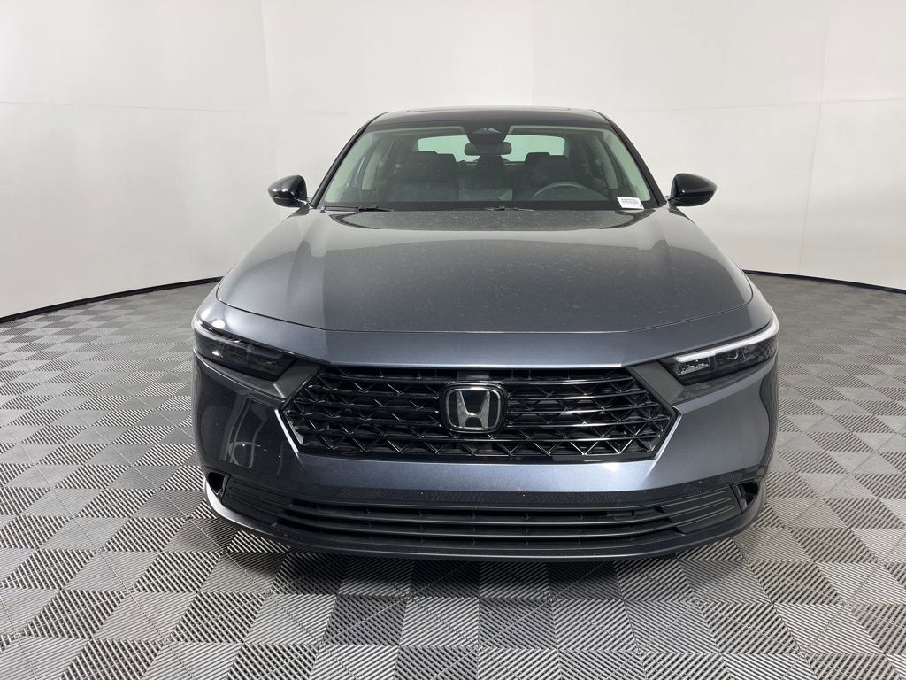 Used 2025 Honda Accord SE image 7