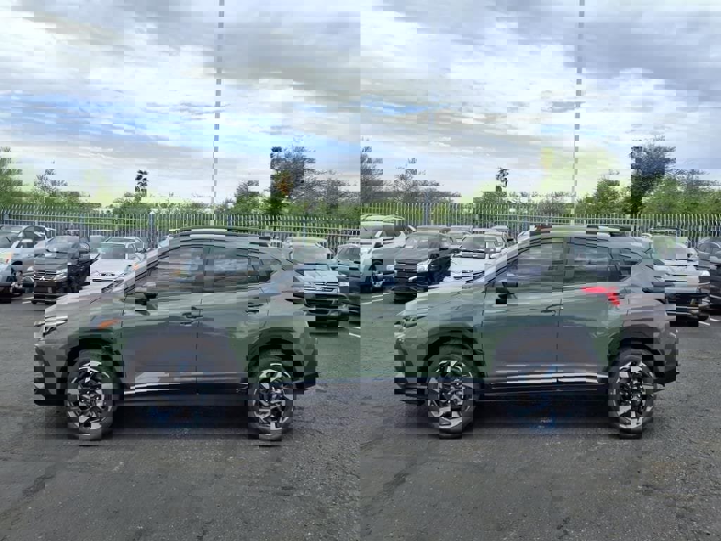 New 2025 Subaru Crosstrek 2.5i Limited w/ Popular Package #3A image 11