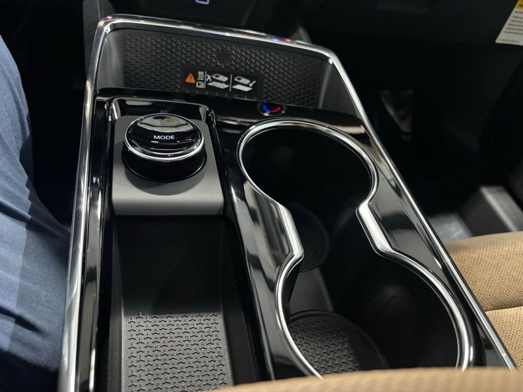 New 2026 Chevrolet Equinox ACTIV w/ Safety and Technology Package FWD image 20
