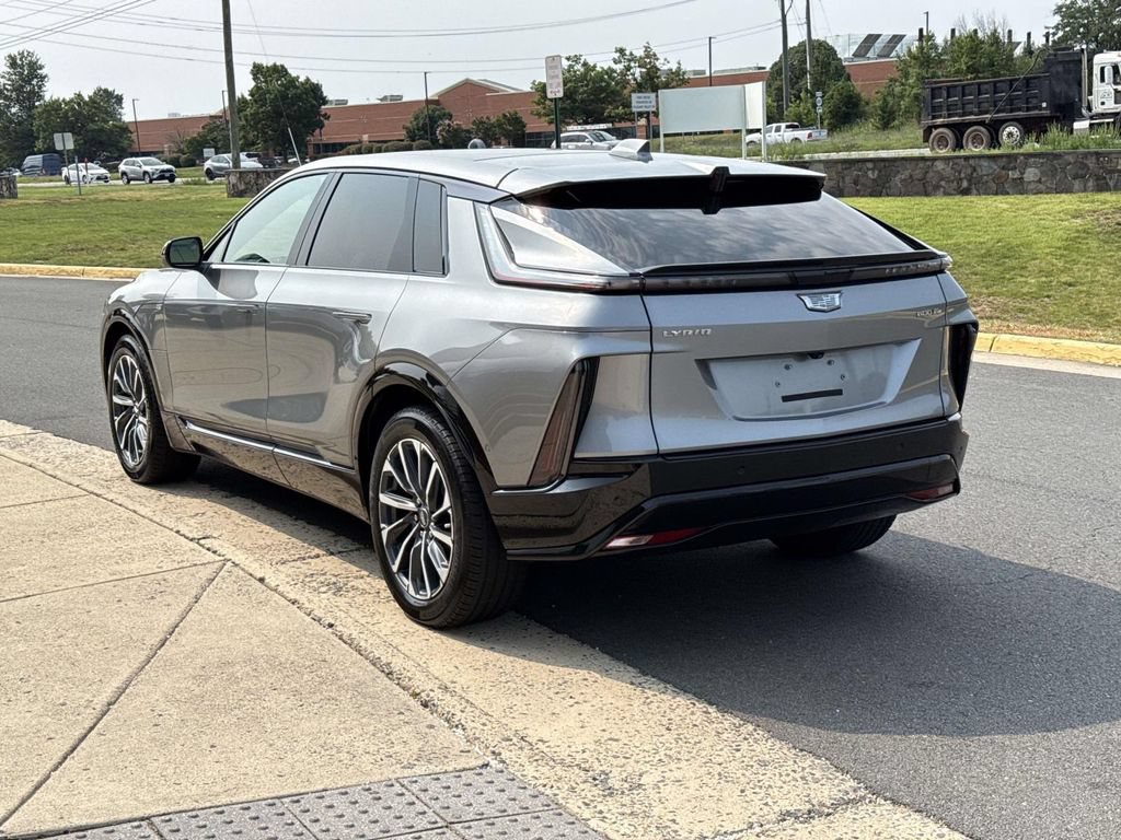 Certified 2024 Cadillac Lyriq Sport AWD/4WD image 23