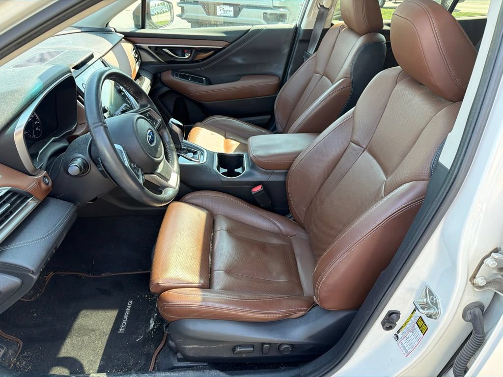 Used 2021 Subaru Outback Touring w/ Popular Package #2 AWD/4WD image 12