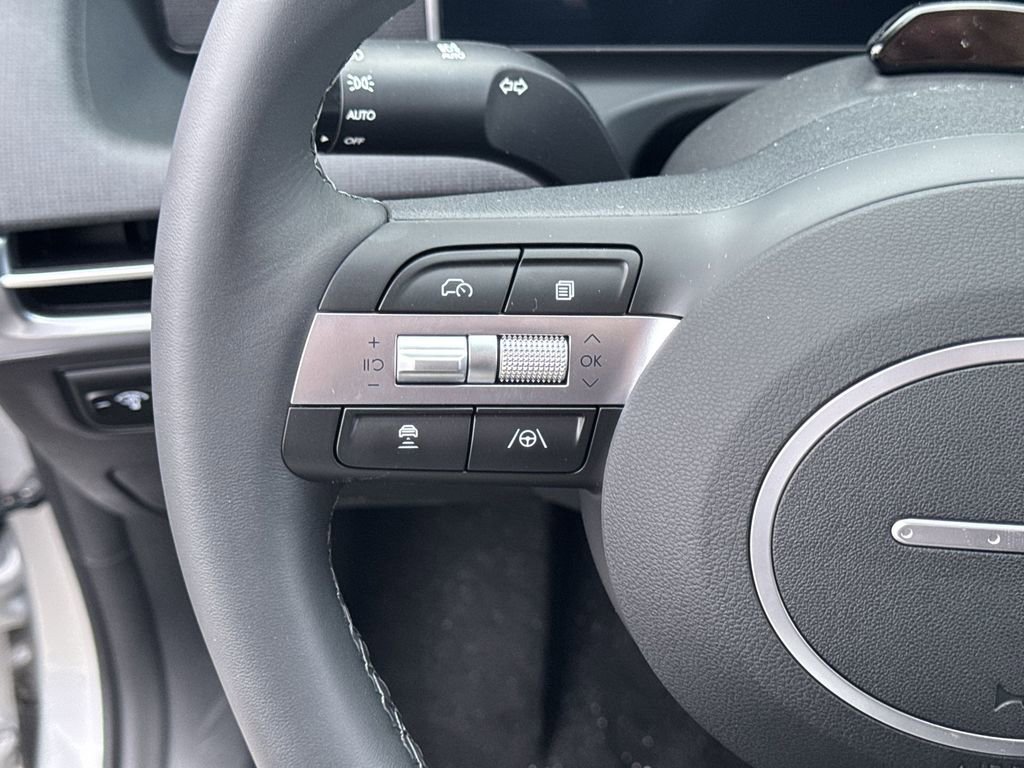 New 2025 Hyundai Tucson SEL image 15