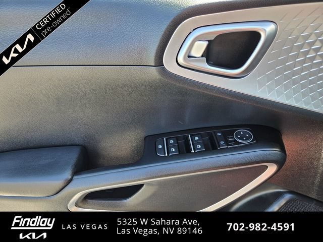 Certified 2023 Kia Soul LX FWD image 21