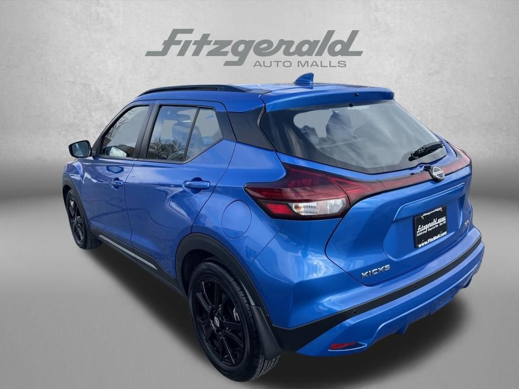 Used 2023 Nissan Kicks SR w/ SR Premium Package image 8