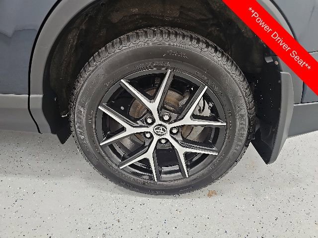 Used 2017 Toyota RAV4 SE AWD/4WD image 10