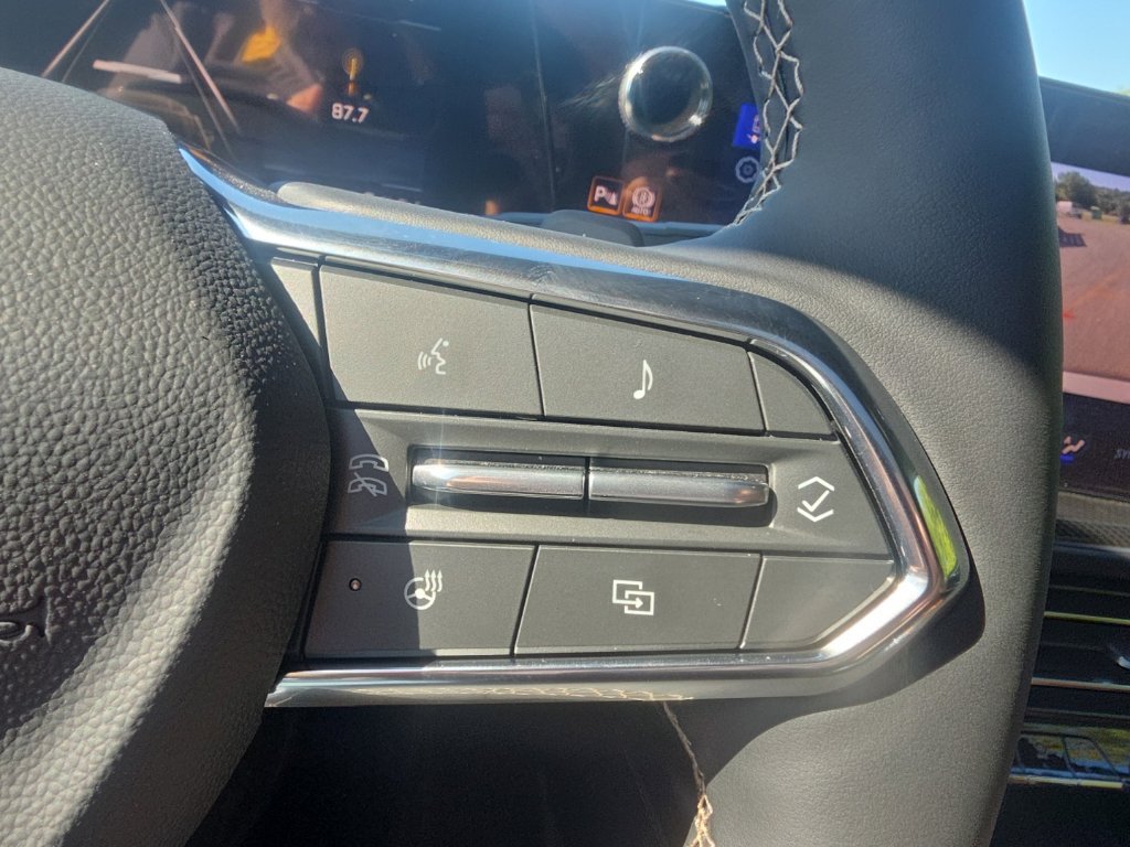 New 2027 Chevrolet Traverse Z71 AWD/4WD image 6