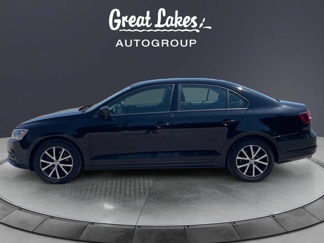 Used 2016 Volkswagen Jetta SE FWD image 2
