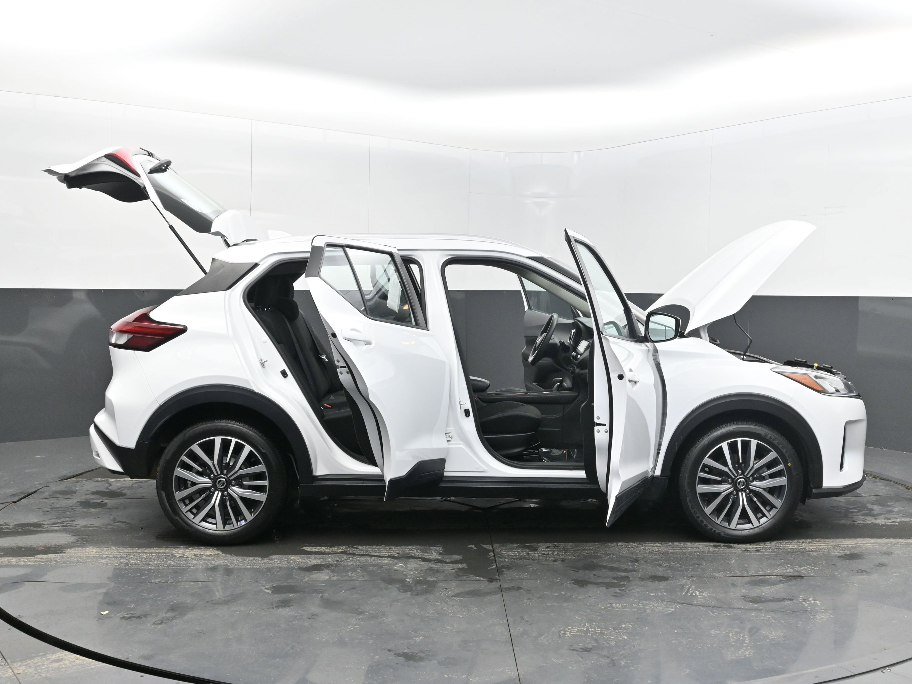 Certified 2021 Nissan Kicks SV image 41