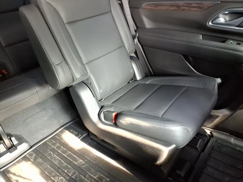 Used 2023 Chevrolet Tahoe Z71 w/ Z71 Off-Road Package image 24