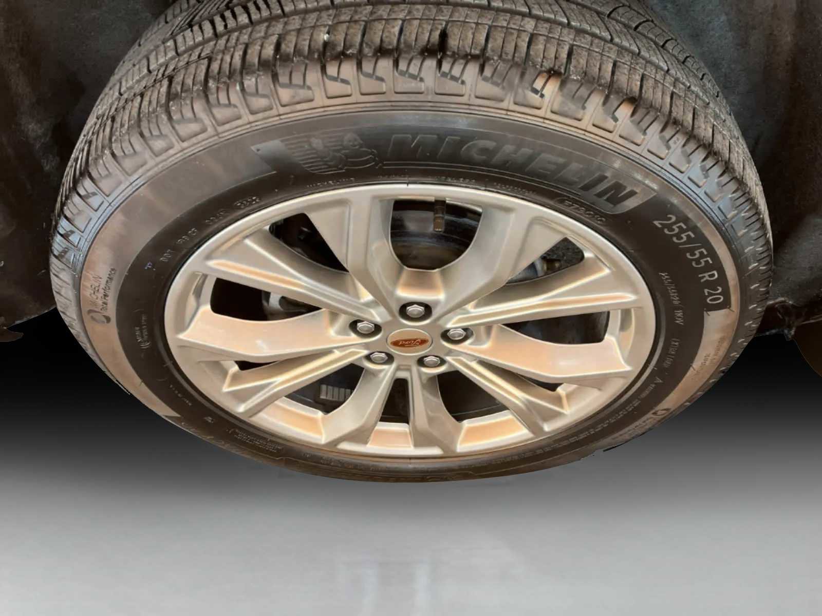 Used 2023 Ford Explorer Limited w/ Limited Technology Package image 9