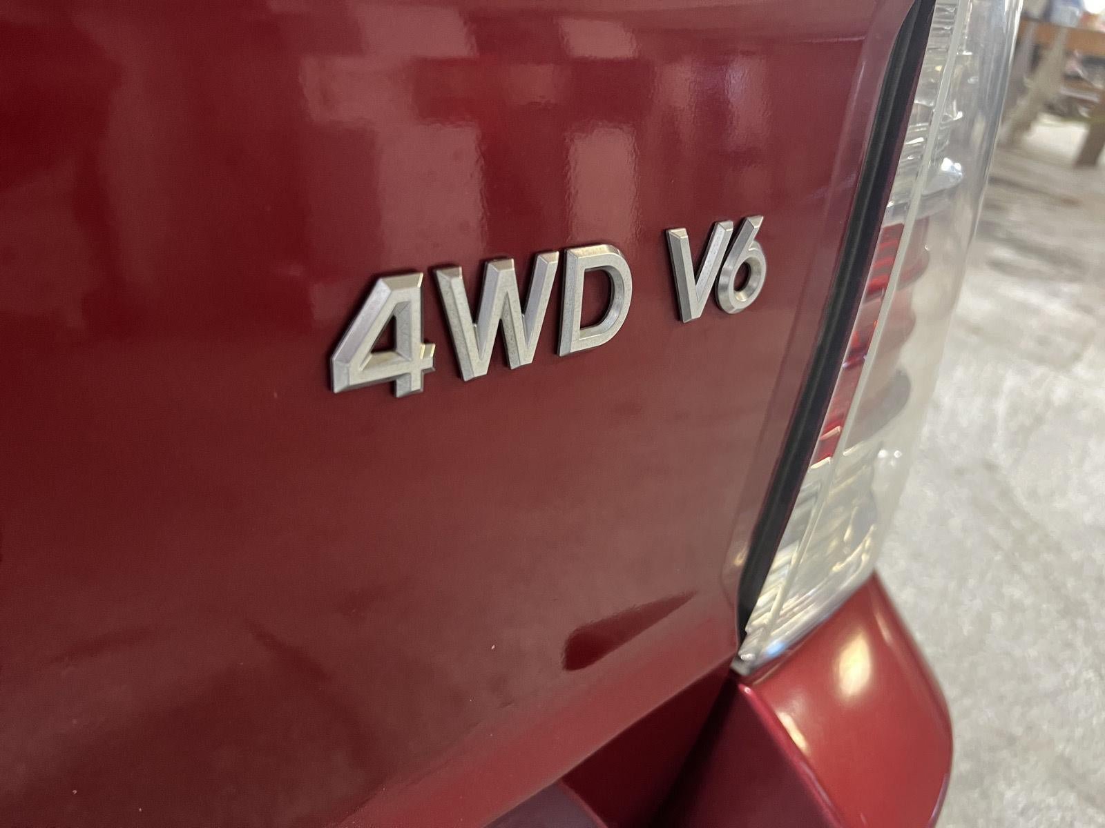 Used 2008 Mercury Mariner 4WD V6 image 9