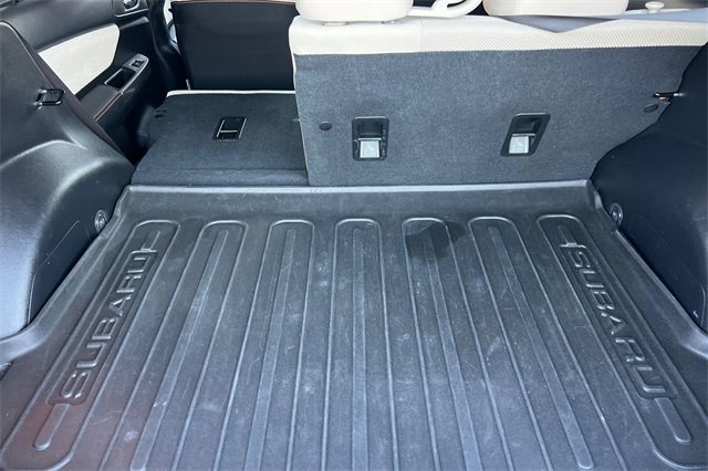 Used 2017 Subaru Crosstrek 2.0i Premium image 16