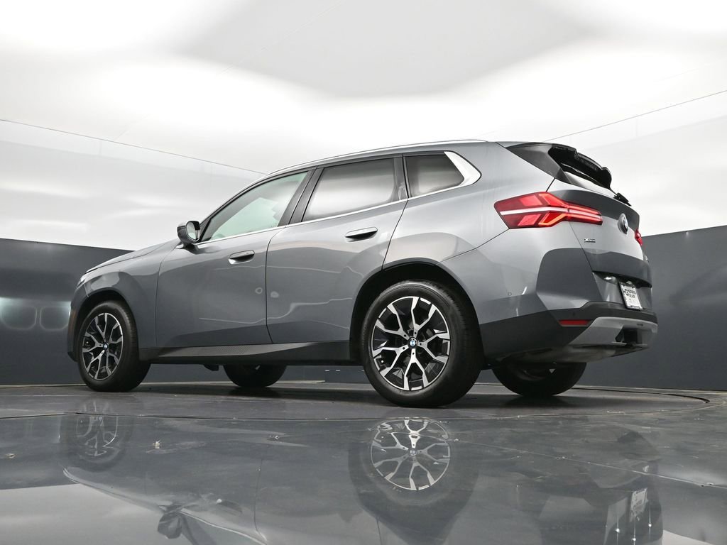 Certified 2025 BMW X3 xDrive30i w/ Premium Package image 40