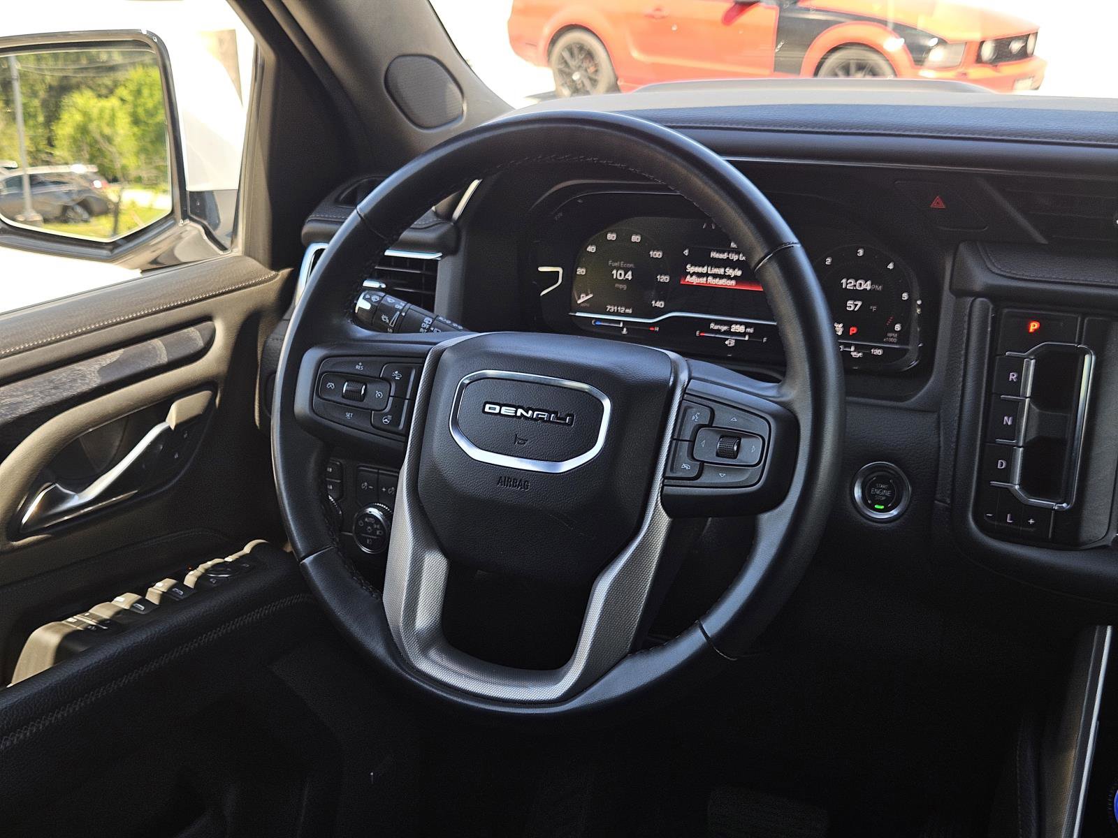 Used 2024 GMC Yukon XL Denali AWD/4WD image 16