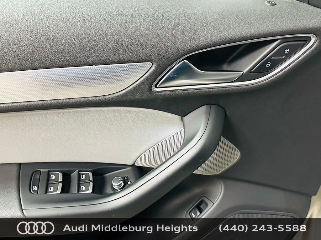 Used 2016 Audi Q3 2.0T Premium Plus w/ Technology Package image 25