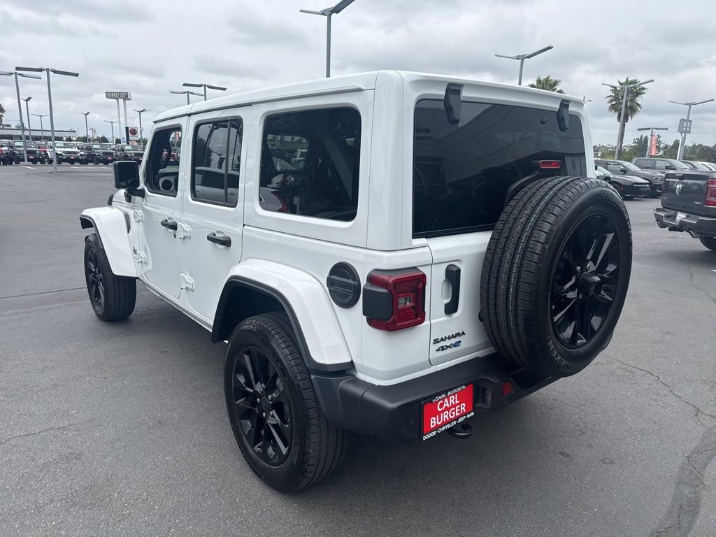 Certified 2025 Jeep Wrangler Unlimited Sahara w/ Safety Group AWD/4WD image 5