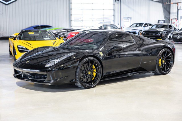 Used 2014 Ferrari 458 Spider RWD image 2