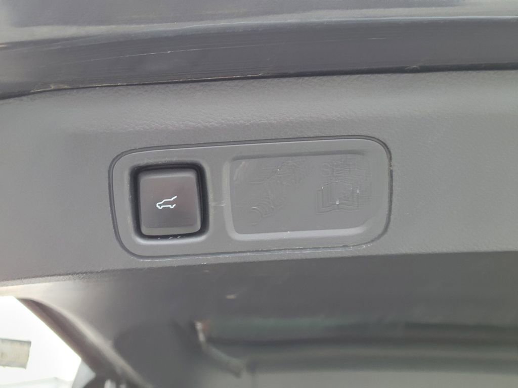 Certified 2023 Ford Expedition Max XLT image 14