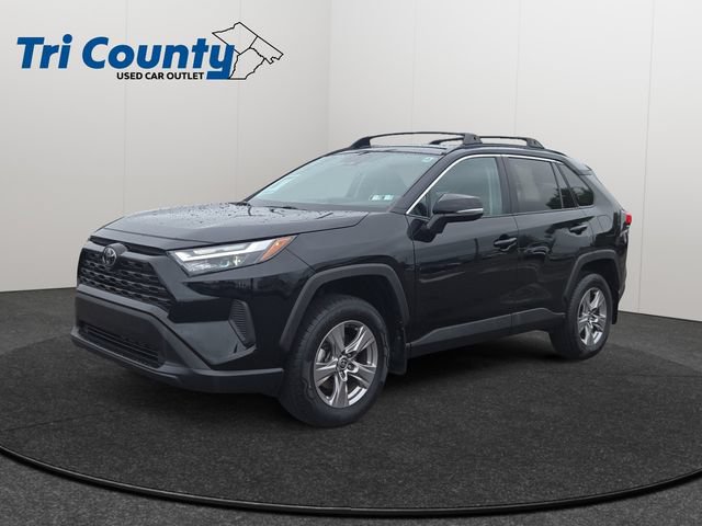 Certified 2023 Toyota RAV4 XLE w/ Convenience Package AWD/4WD image 3