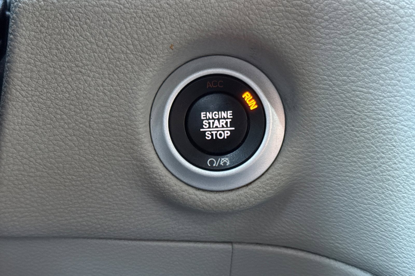 Used 2021 Chrysler Pacifica Touring image 22