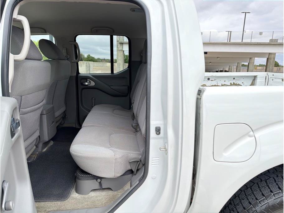 Used 2017 Nissan Frontier S AWD/4WD image 11