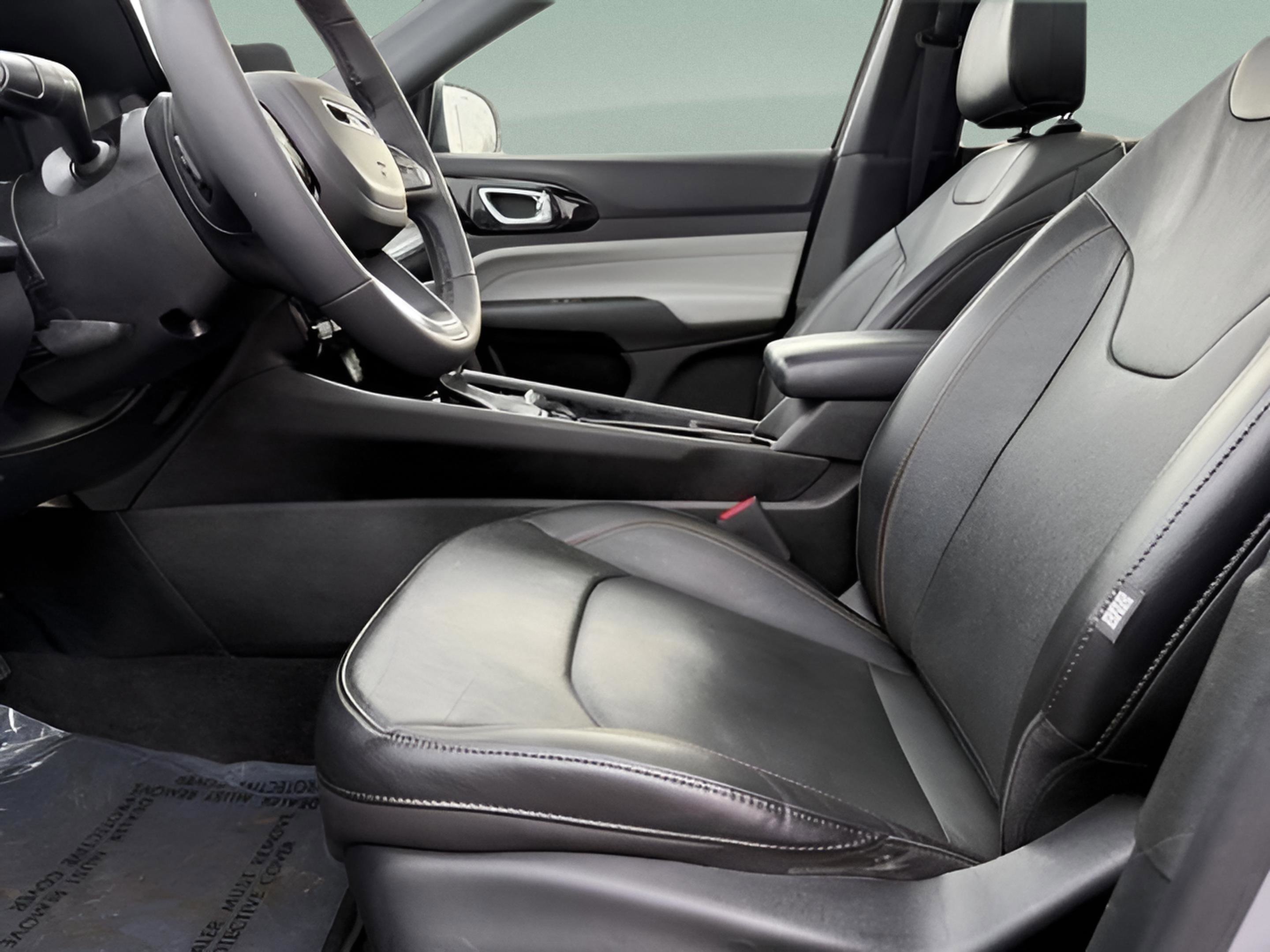 Used 2023 Jeep Compass Limited w/ Elite Group image 19