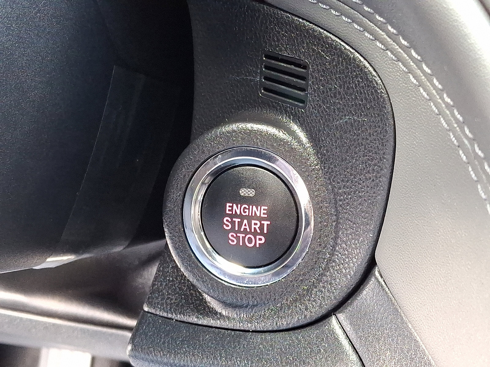 Certified 2025 Subaru Outback Onyx Edition image 26