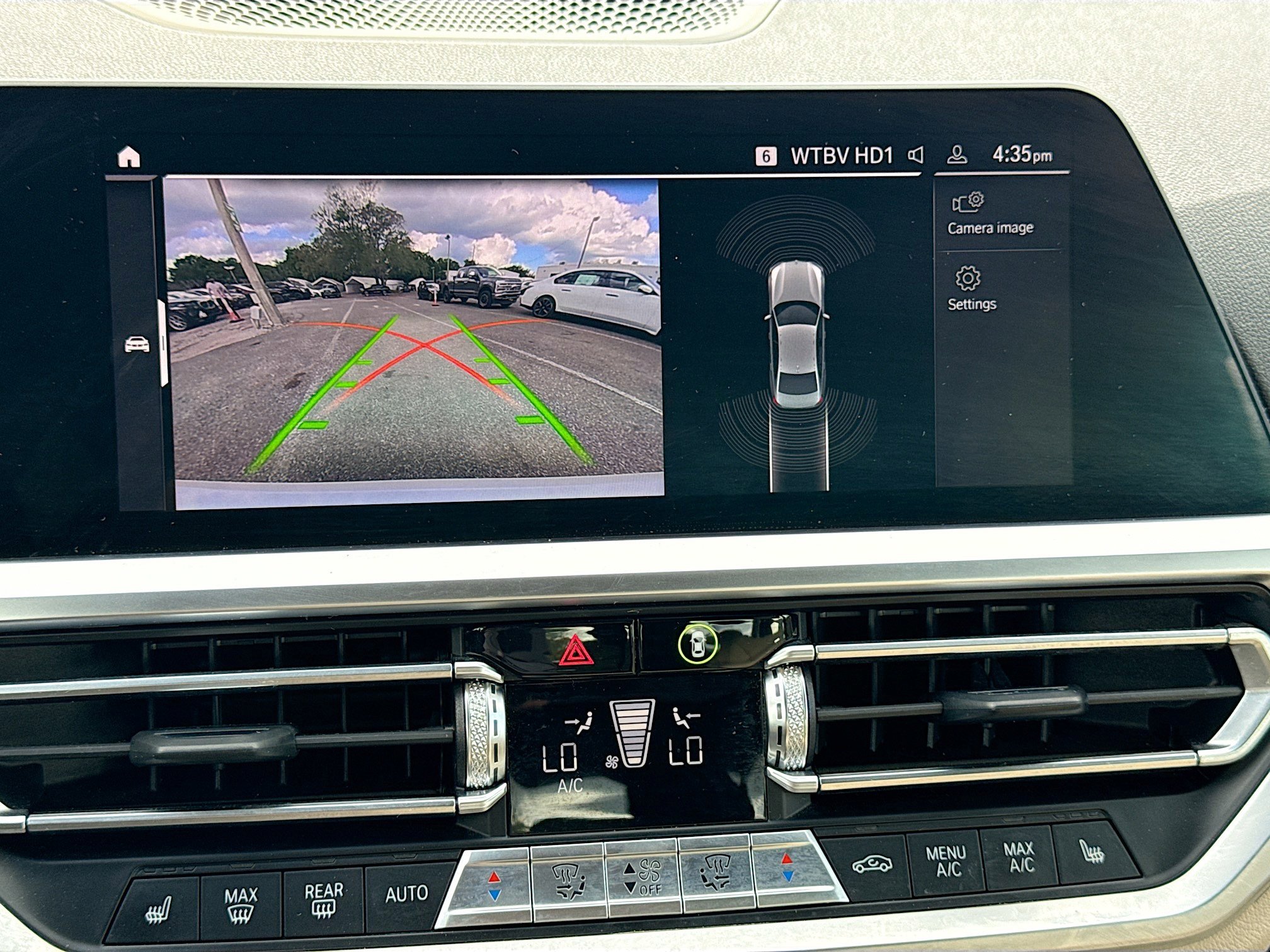 Used 2021 BMW 330i Sedan w/ Premium Package image 33