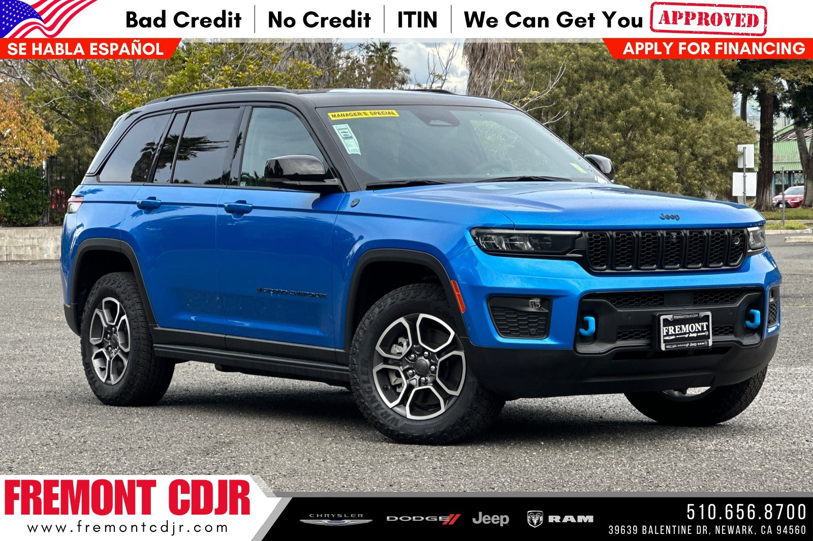 New 2023 Jeep Grand Cherokee Trailhawk w/ Advanced Protech Group II