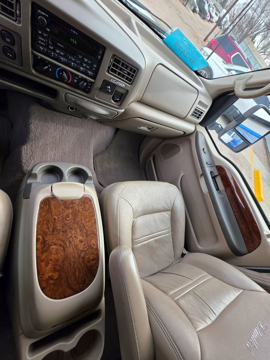 Used 2000 Ford Excursion Limited image 19