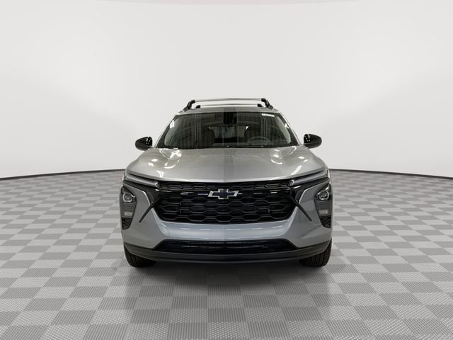 New 2026 Chevrolet Trax LT w/ Driver Confidence Package FWD image 3