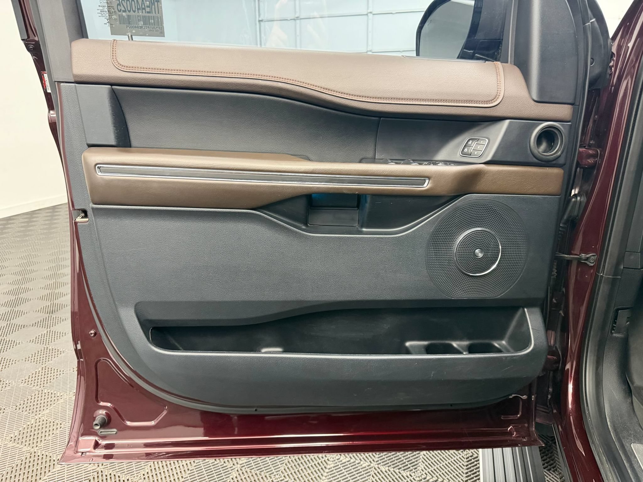 Used 2021 Ford Expedition King Ranch AWD/4WD image 11
