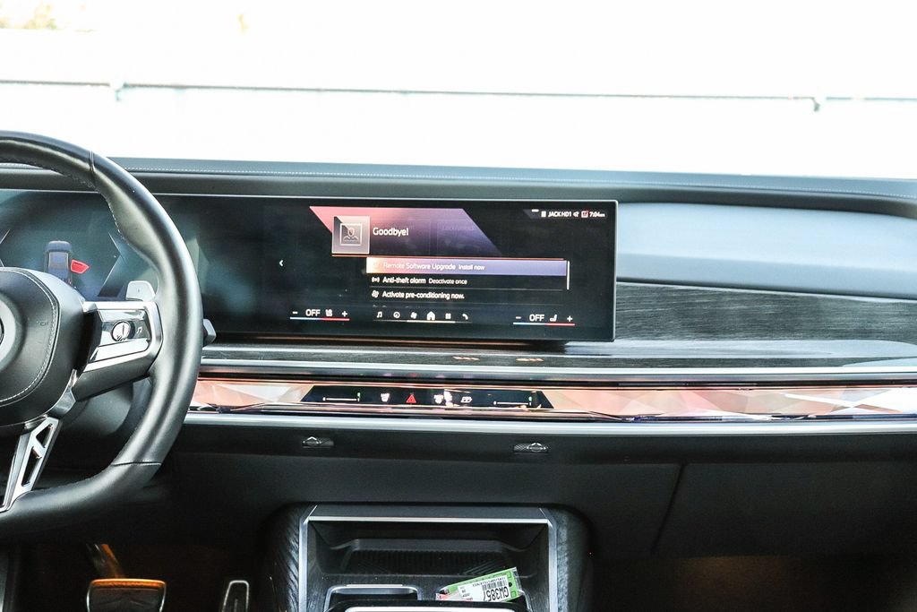 Used 2024 BMW 740i RWD image 15