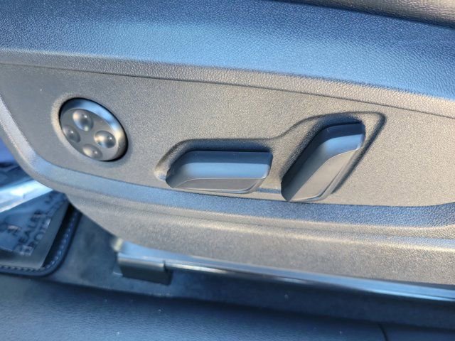 Used 2022 Audi SQ5 Premium Plus w/ Premium Plus Package image 25