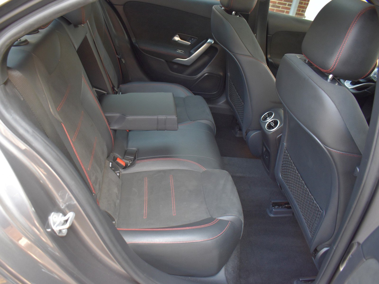 Used 2021 Mercedes-Benz A 35 AMG 4MATIC image 40
