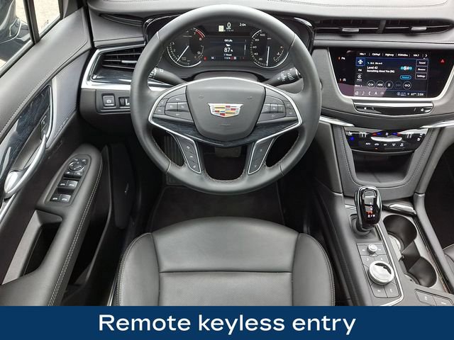 Used 2025 Cadillac XT5 Premium Luxury image 15
