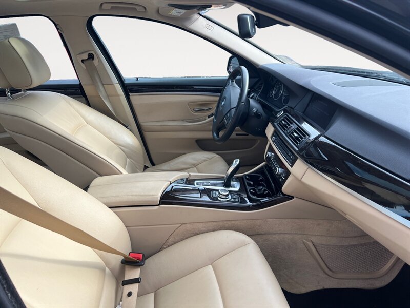 Used 2011 BMW 535i Sedan RWD image 15