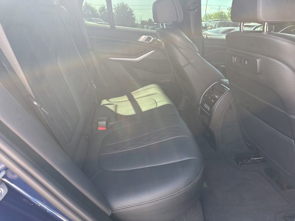 Used 2022 BMW X5 xDrive45e w/ M Sport Package image 12