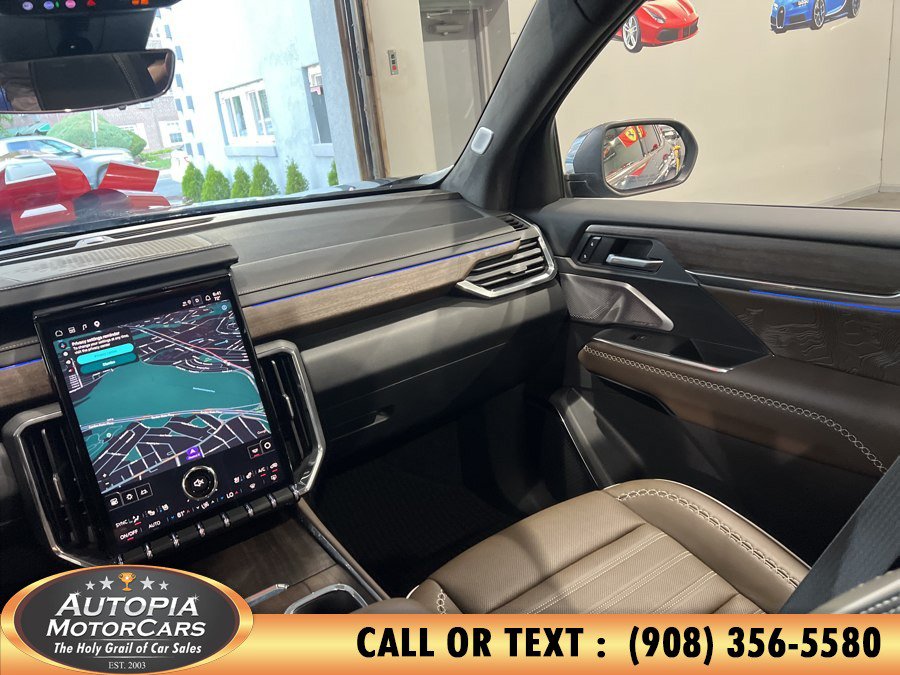 Used 2026 GMC Acadia Denali Ultimate FWD image 30