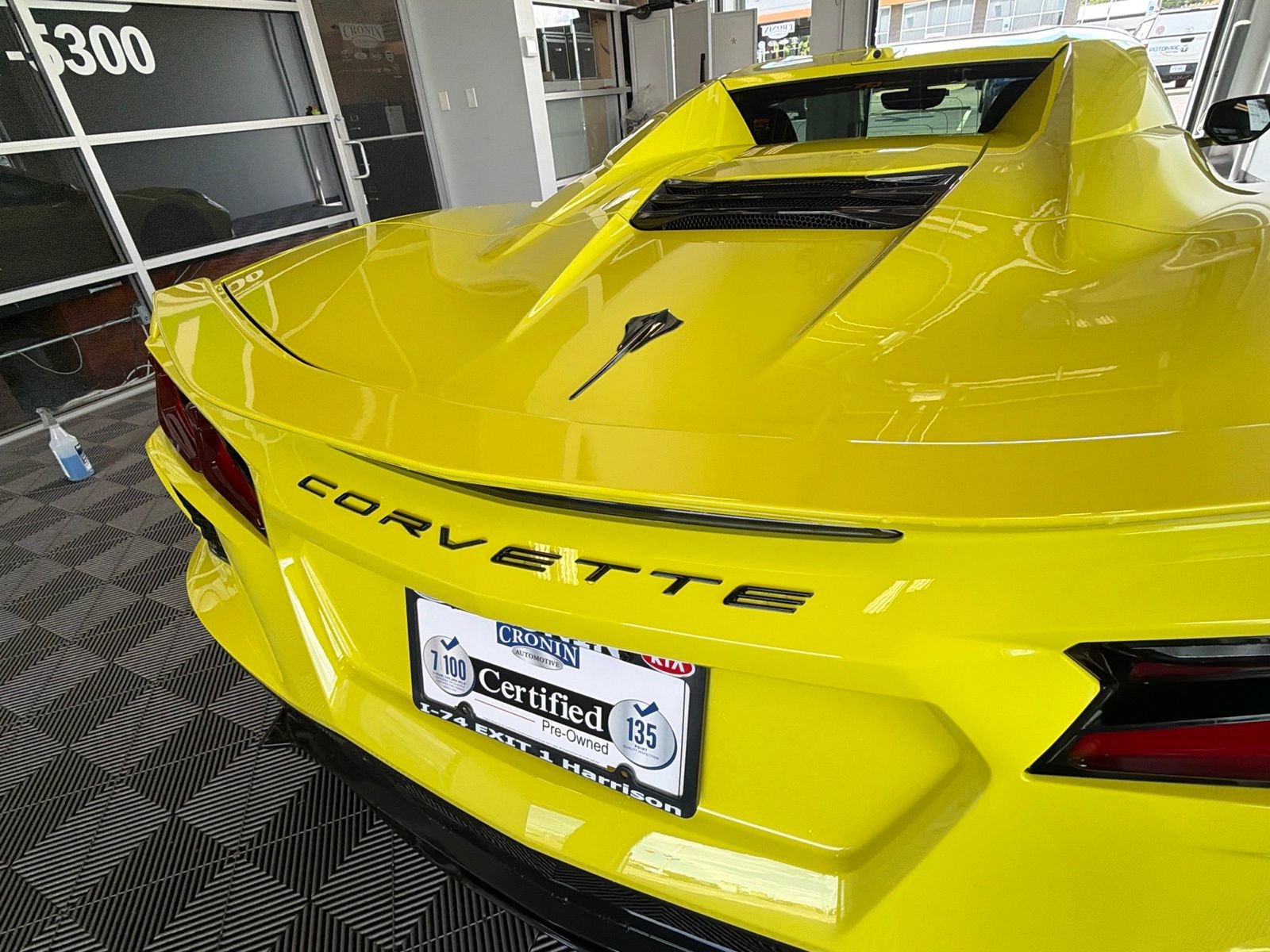 Used 2023 Chevrolet Corvette Stingray Premium Conv w/ Battery Protection Package RWD image 8