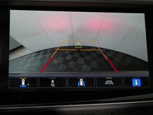 Used 2023 Buick Envision Avenir image 26