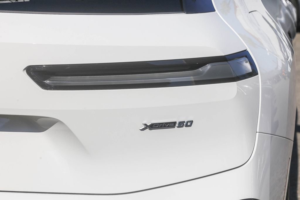 Certified 2025 BMW iX xDrive50 AWD/4WD image 7