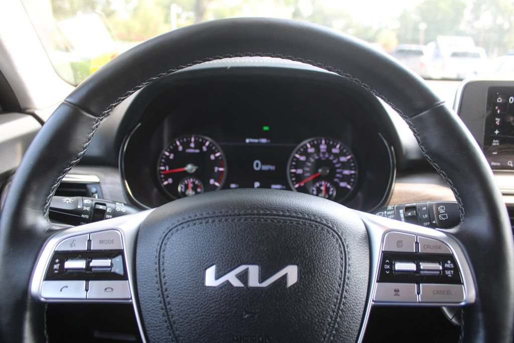 Certified 2022 Kia Telluride SX w/ SX Prestige Package AWD/4WD image 32
