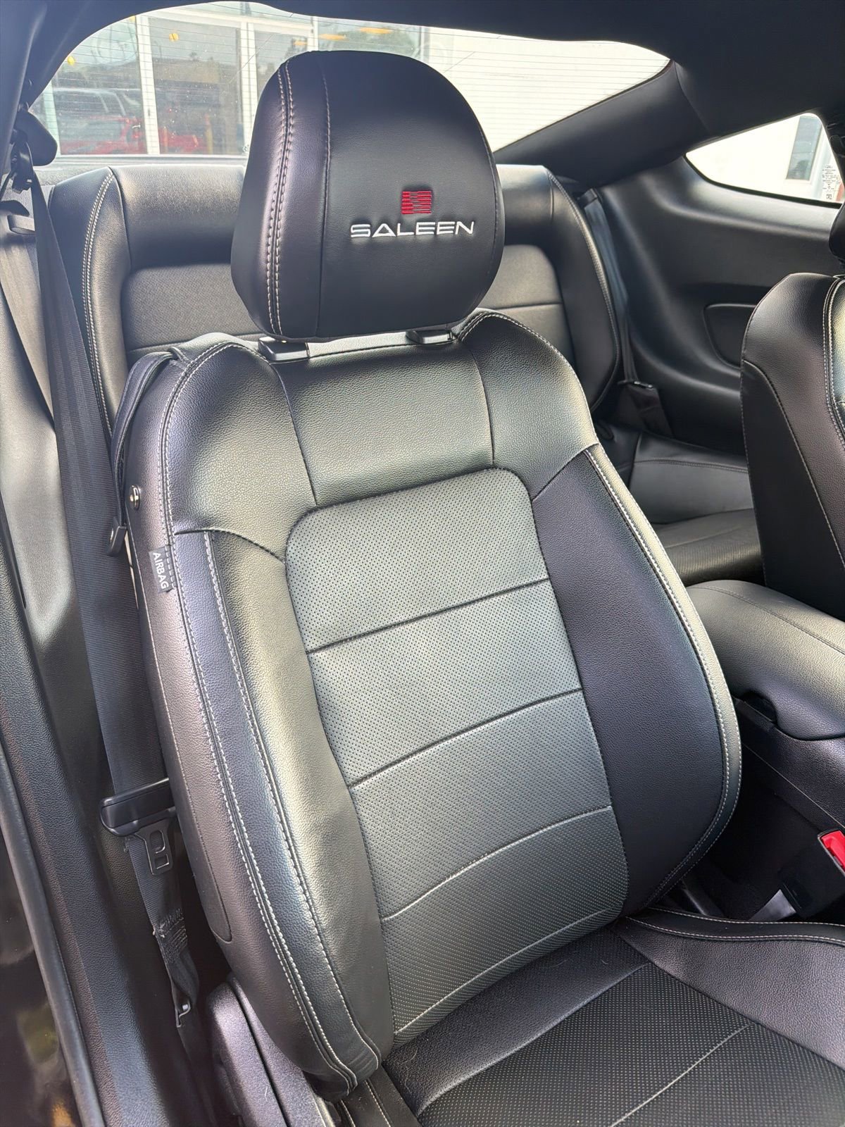 Used 2019 Ford Mustang GT Premium RWD image 5